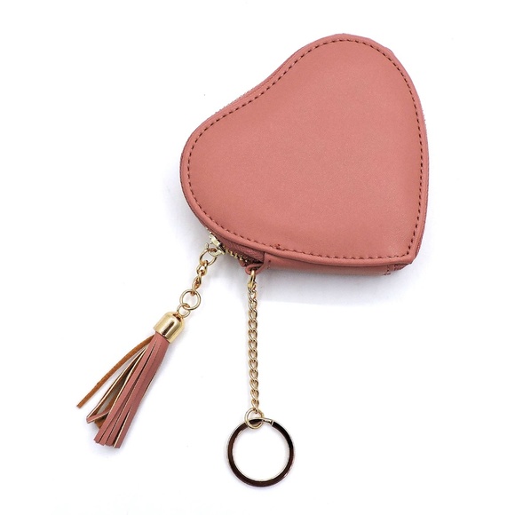 Chicky Mama Handbags - NEW Gray Heart Keychain Coin Wallet